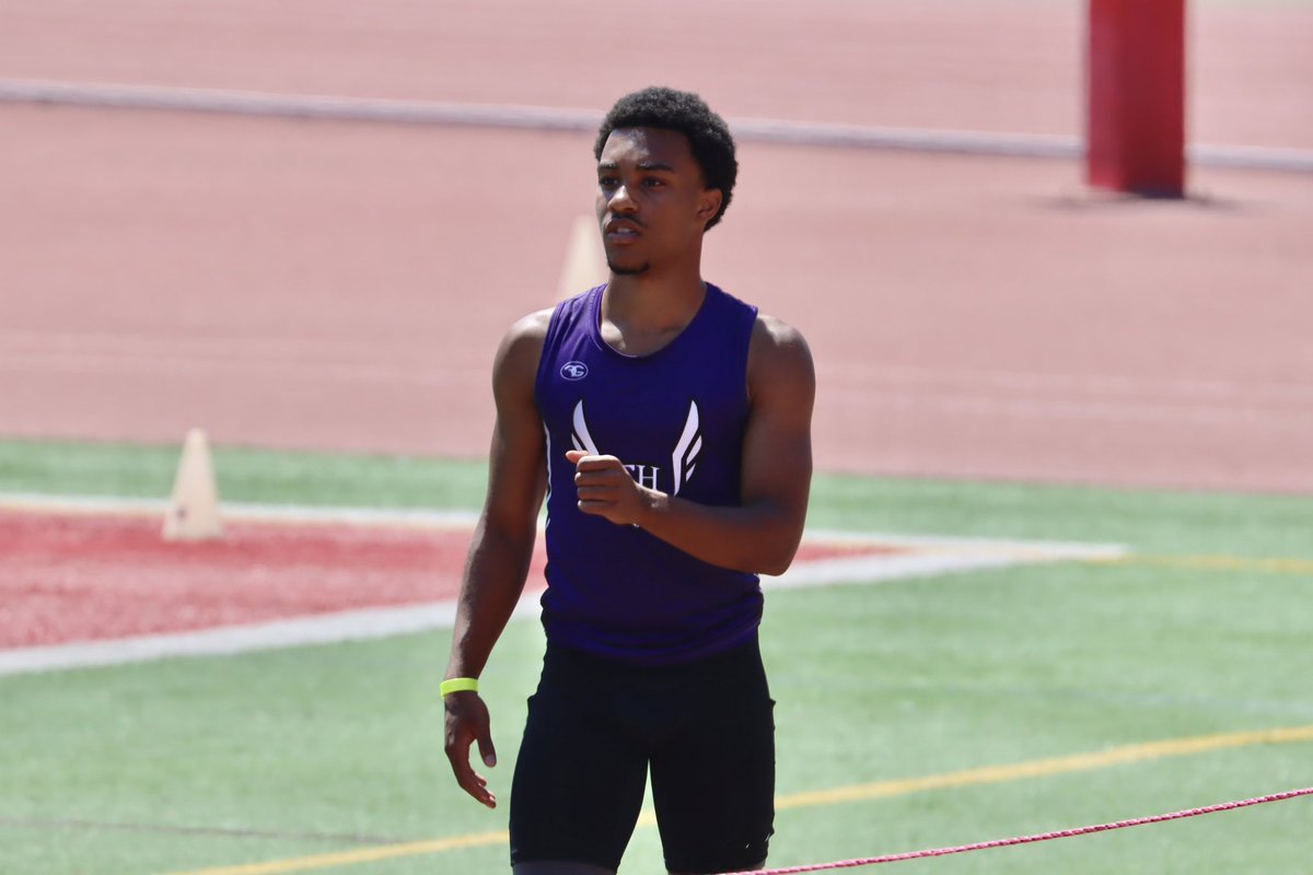 ShadowTrackXC Coach tweet media
