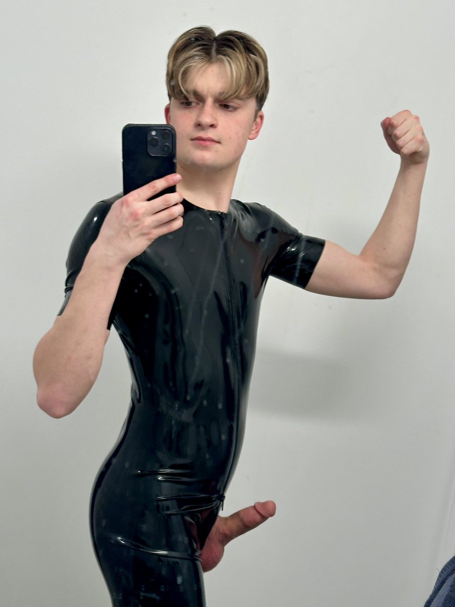 Space Twink 💫 tweet media