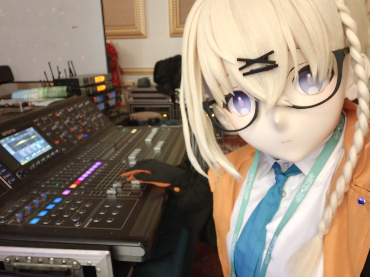 大白最黑 tweet media