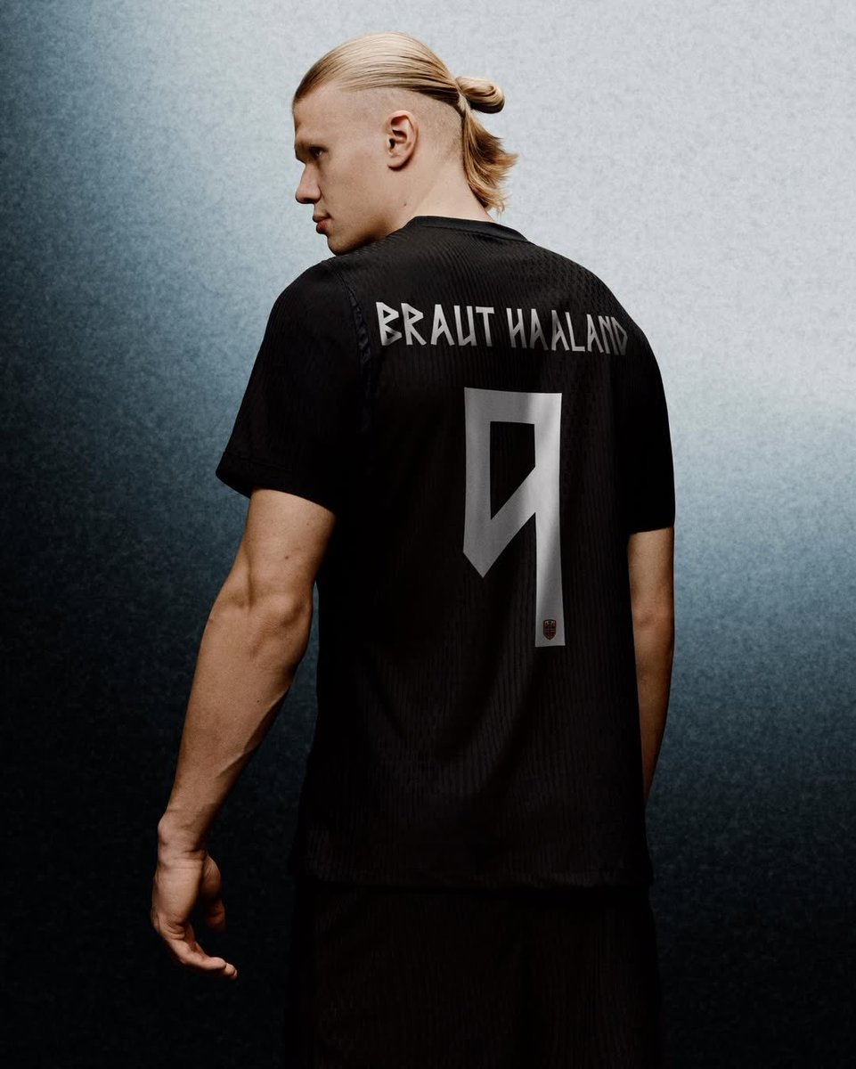 LONGUE VIE À TOUS MENNÉS ❤️ tweet media