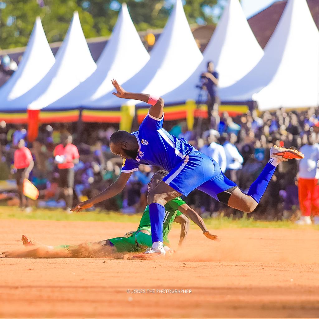 JonesUg256's tweet photo. FT: @LangoProvince1 edges it 1-0! Tough game, but they got the job DONE ๐ค๐
@FUFADrum #fufadrum https://t.co/uYZAihL4or
