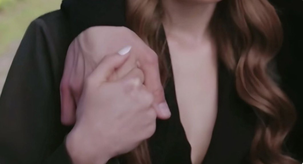 Couple Feelings tweet media