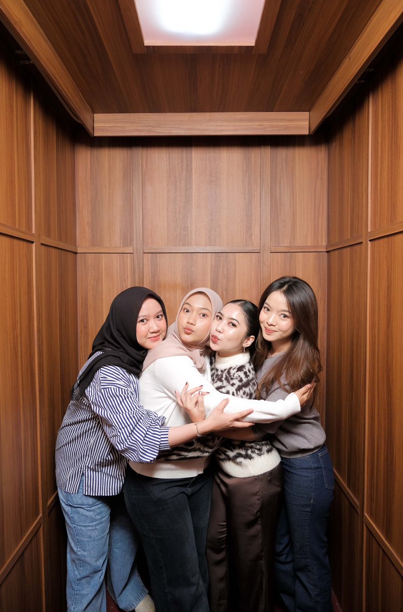 piyaa 🦙 tweet media