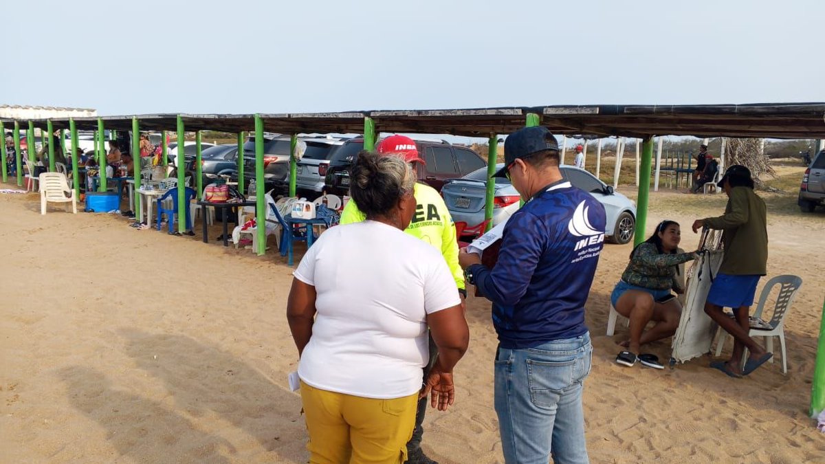 inea_venezuela's tweet photo. #INEA En la Capitanía de Puerto #LaVela en Falcón, se ejecuta despliegue multitudinario operacional de Bomberos Marinos, Policía Marítima y puntos de control en #Cumarebo #Adicora y #LaVelaDeCoro https://t.co/HR7bAWdrNI