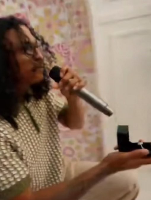 Fans are upset with Lala Baptiste after she posted an instagram story saying she doesn’t like the $30k ring Jay Cinco proposed with

“is it just me or the diamond too small… i’m a high value women he coulda gotten a more expensive ring but wtvrrr”