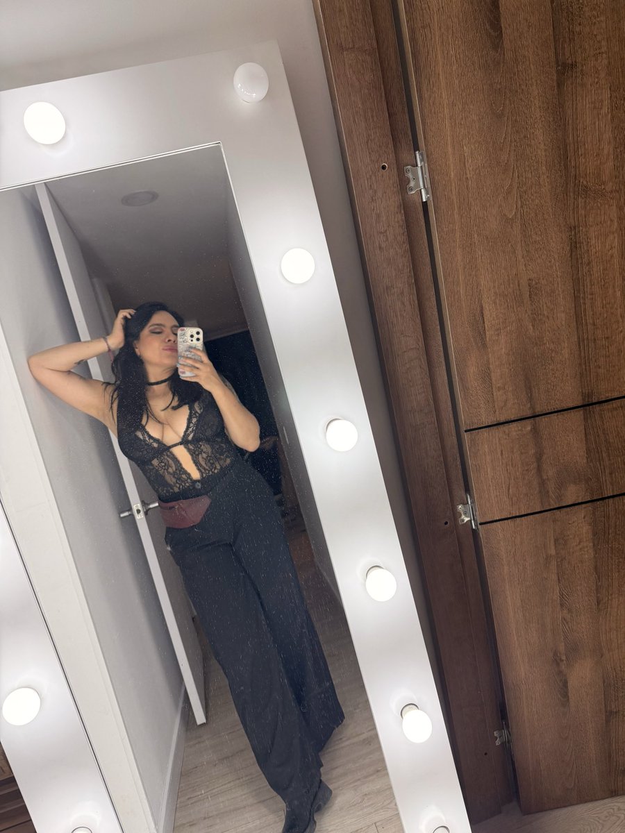 Lina León tweet media