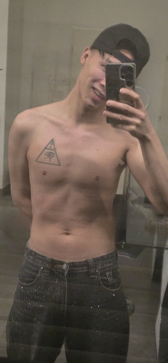 mathias d tweet media