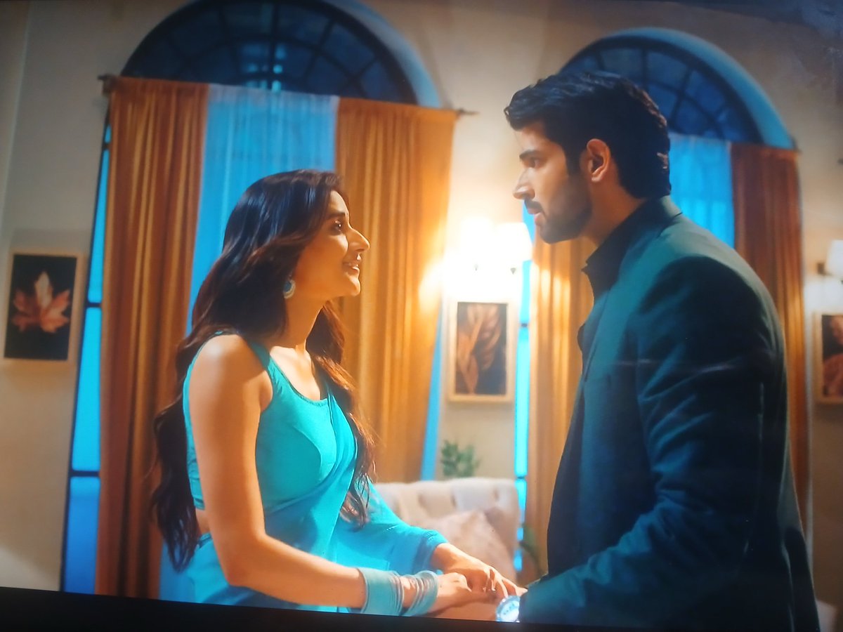 I am so done with this ex shit . 
#PriyankaChaharChoudhary 
#naagin7