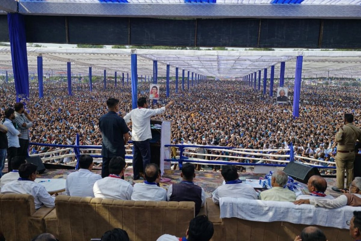 NationalJanmat tweet media