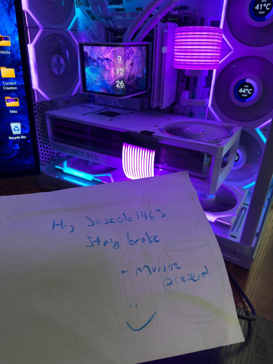 MunozPresents tweet media