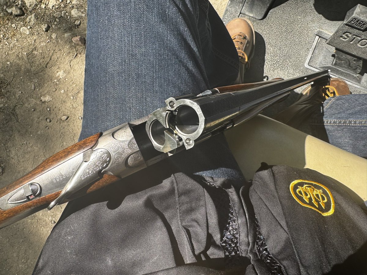 Velcro Ripper tweet media