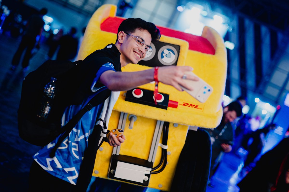 DreamHack tweet media