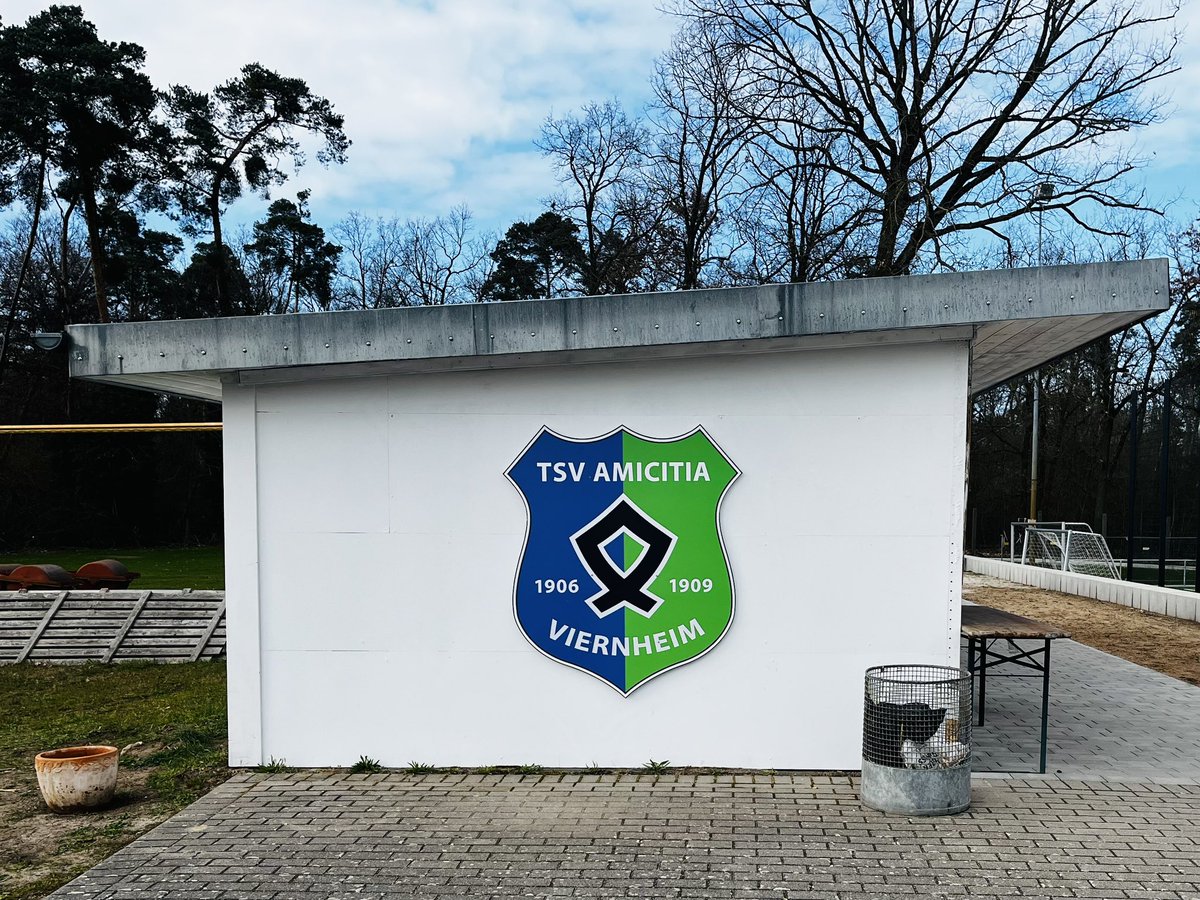 The Stadium Trotter tweet media