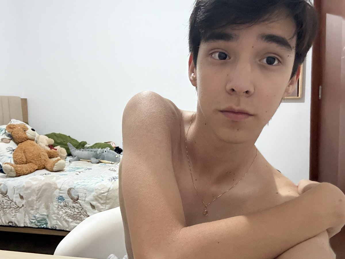 milo🐣 tweet media