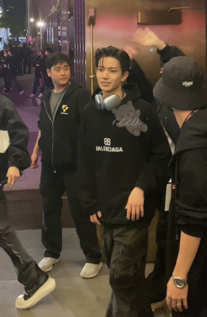 𝖤𝐒‏| tweet media