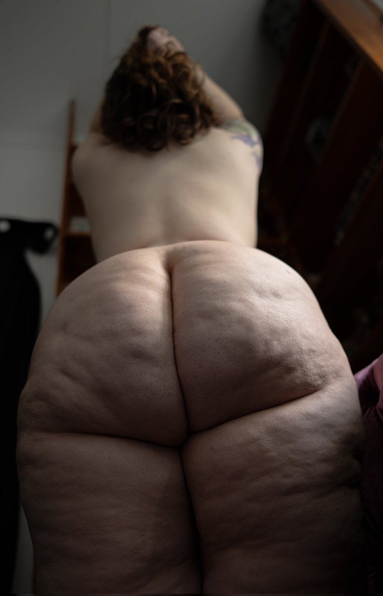 Lillia Hart tweet media