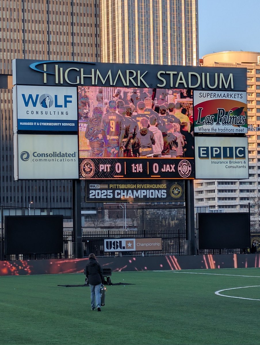 Zach Sternart tweet media