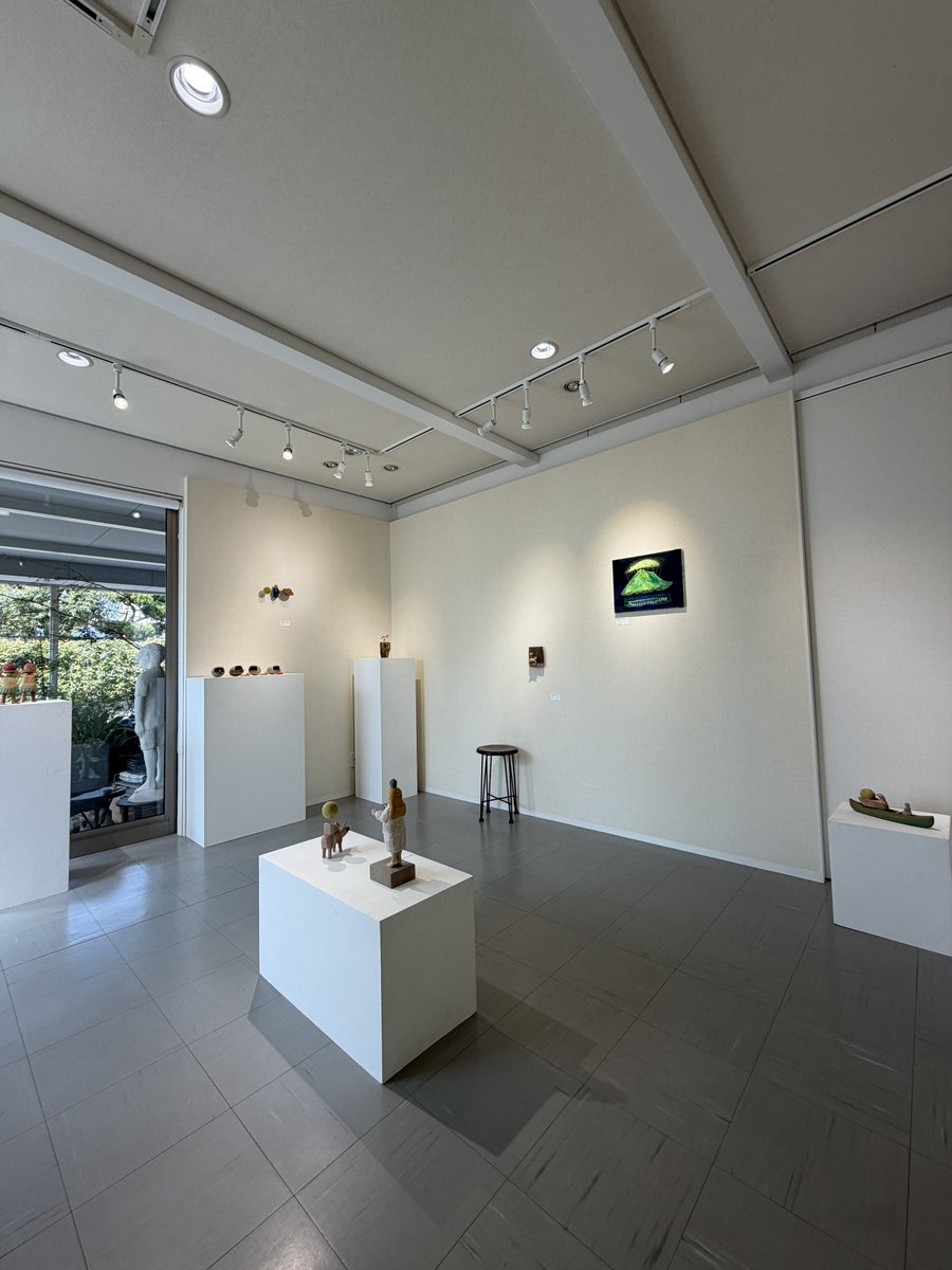3ta2_gallery's tweet photo. 竹田篤生展
無事終了いたしました。
会期を通して、県内外より多くの方にご来場いただき、充実した時間となりました。
お運びいただいた皆さまに、心より御礼申し上げます。
また次回もお楽しみに。
#3ta2_gallery #竹田篤生 https://t.co/eizqTFTdCh