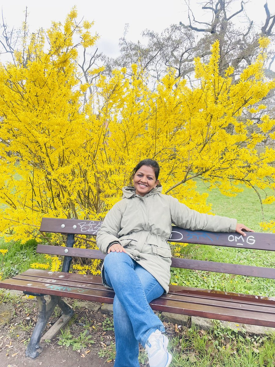 Dr V 🦷💉 tweet media