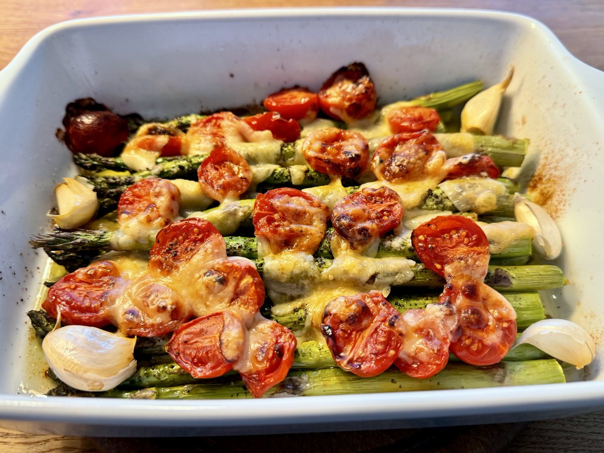 UnsinkbarZwei tweet media