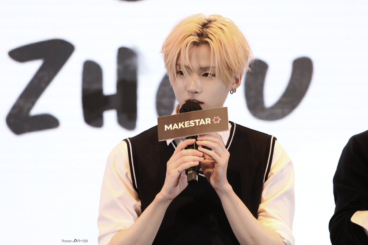 Rowan508 tweet media