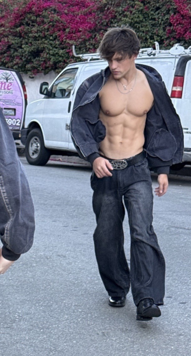 Sam Alexander tweet media