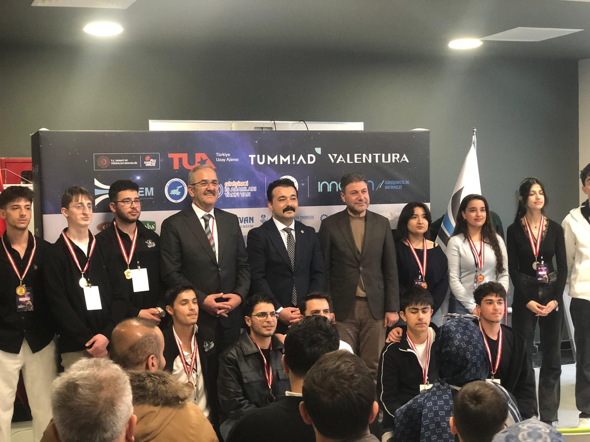 Van Muradiye Gençlik Merkezi tweet media