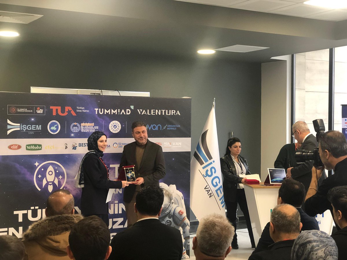 Van Muradiye Gençlik Merkezi tweet media