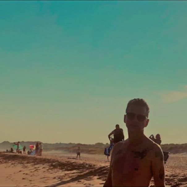 Little Freak tweet media