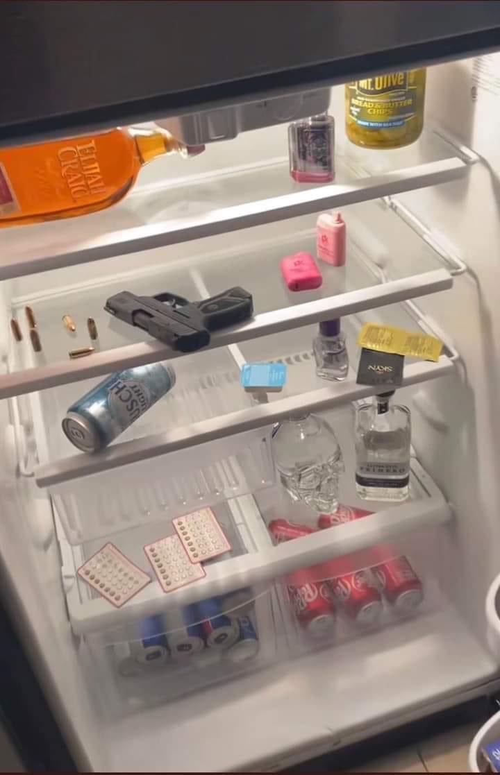 Miss Steak tweet media