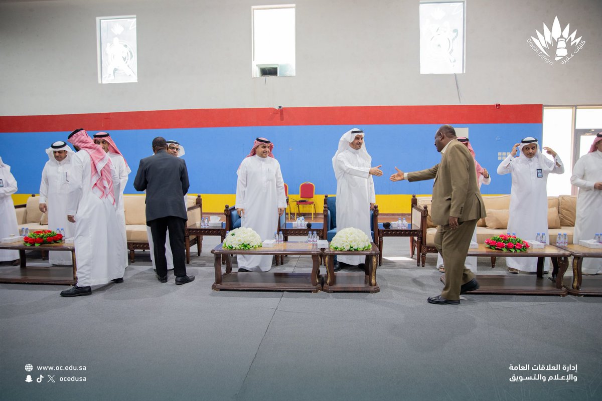 كليات عنيزة tweet media