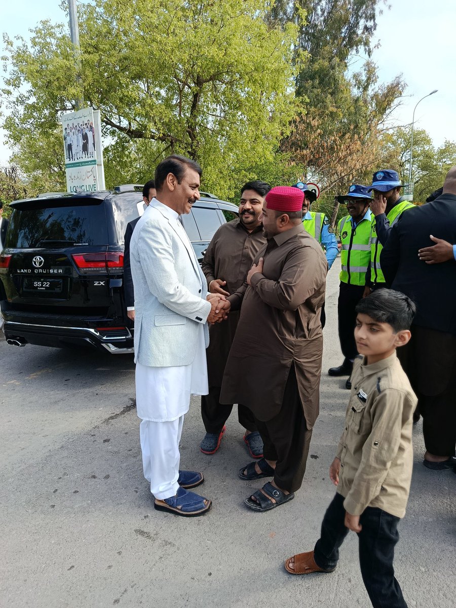 #ThankYouAsifGhafoor ❤️🇵🇰 tweet media