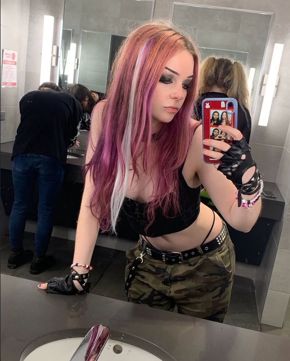 Skull Fraxr tweet media