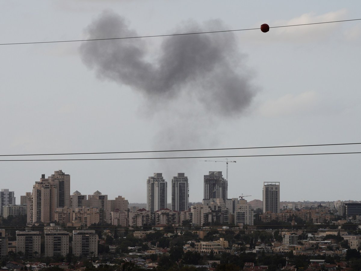 WarCastApp tweet media