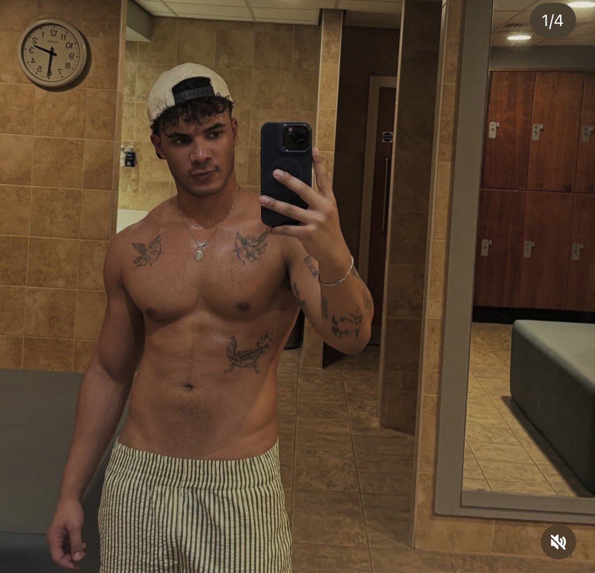 Fit Famous Males tweet media