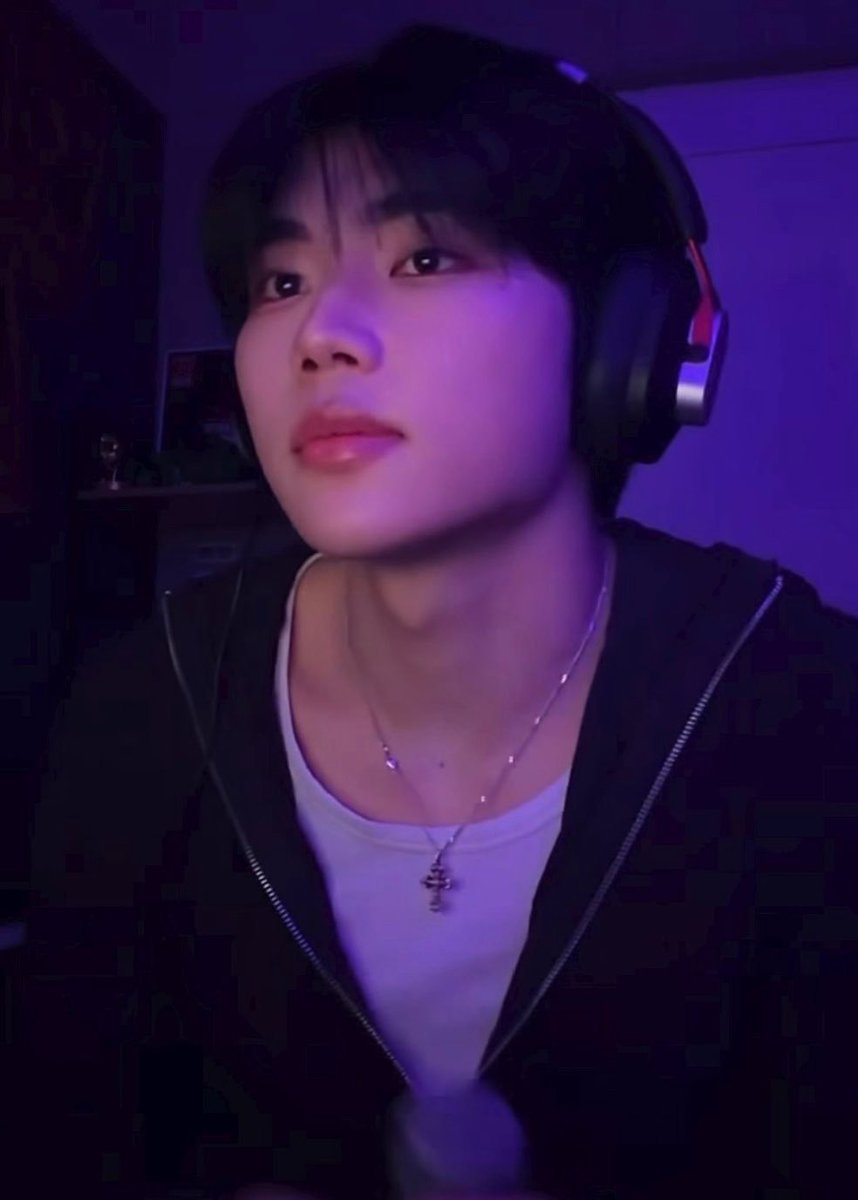 time off tweet media