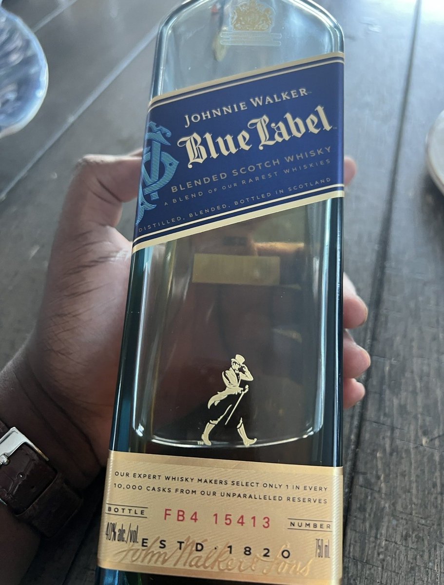 HAWK EYES tweet media