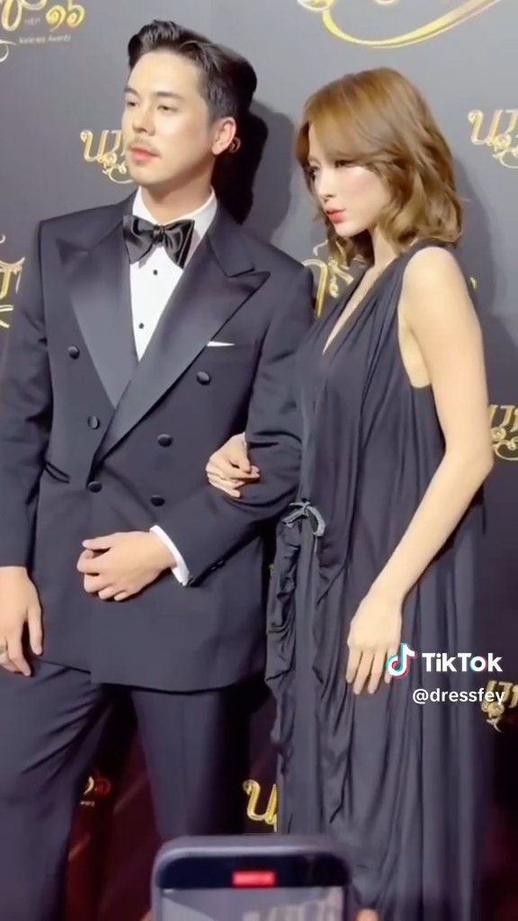 Dinata ☽̶☾ tweet media