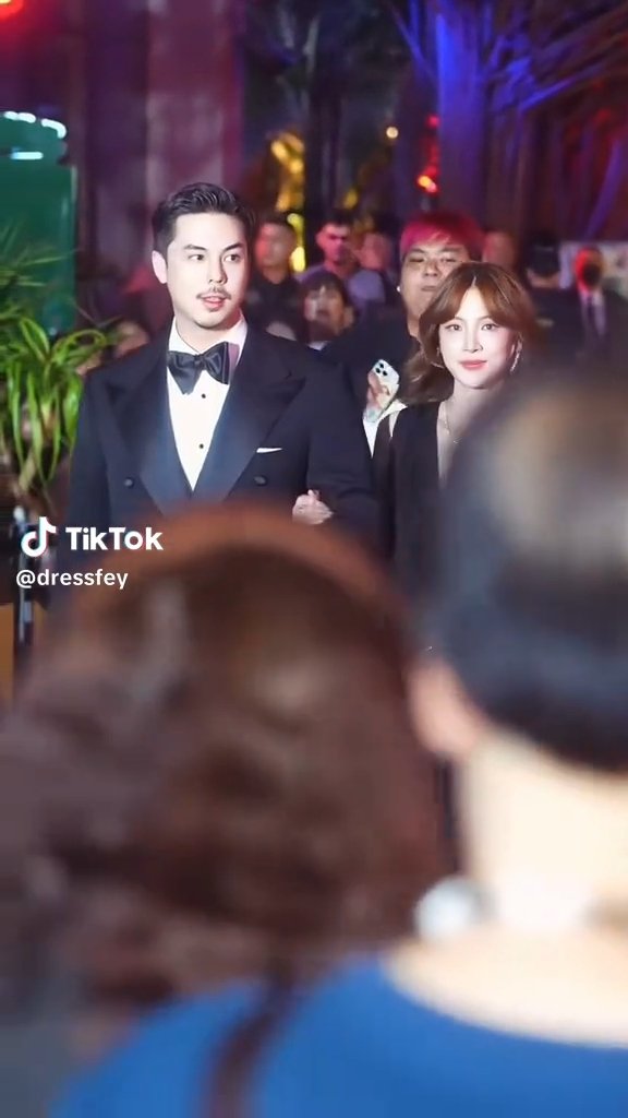 Dinata ☽̶☾ tweet media