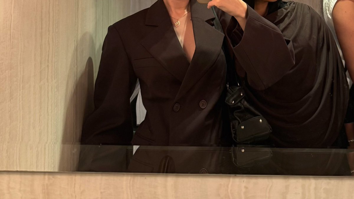 👩🏼‍🦰 tweet media