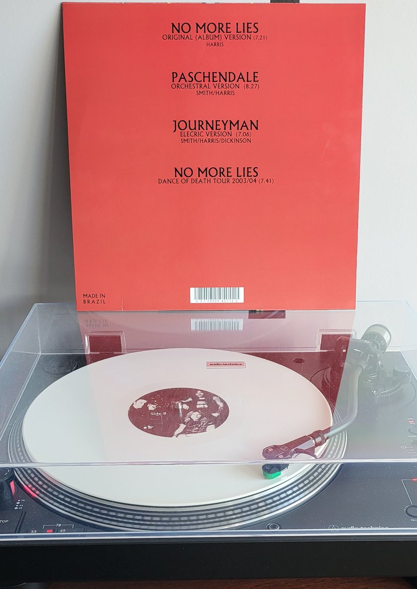 DavidGTato's tweet image. #Vinileando 

@IronMaiden NO MORE LIES 
(EP Pirata Brasileño, Vinilo blanco. Incluye el tema secreto del CD original cantado por Nicko 😂)
#IronMaiden #NoMoreLies #Paschendale #JourneyMan #AgeOfInnocenceHowOld