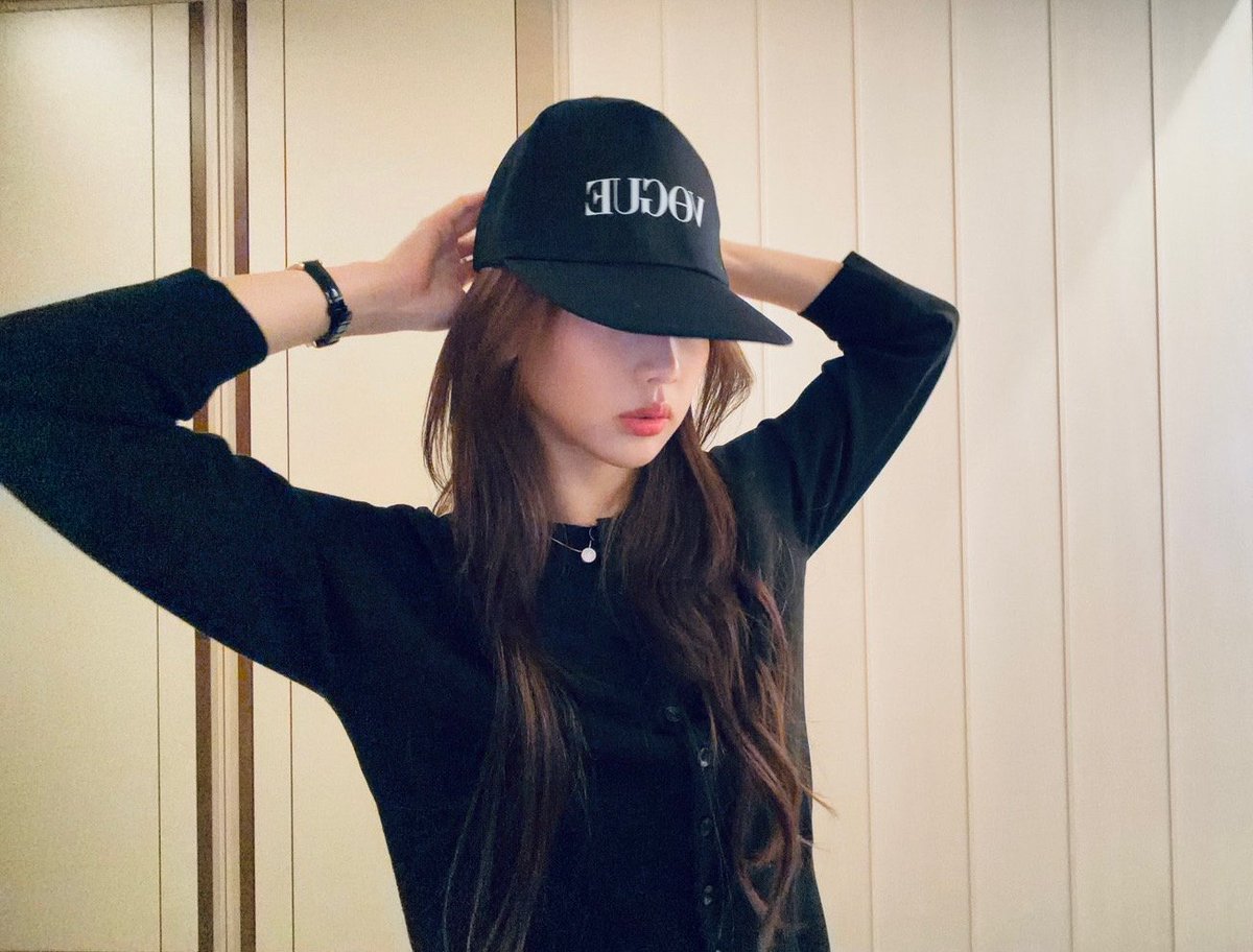 𝖱𝖴𝖱𝖴-𝖼𝗁𝖺𝗇 tweet media