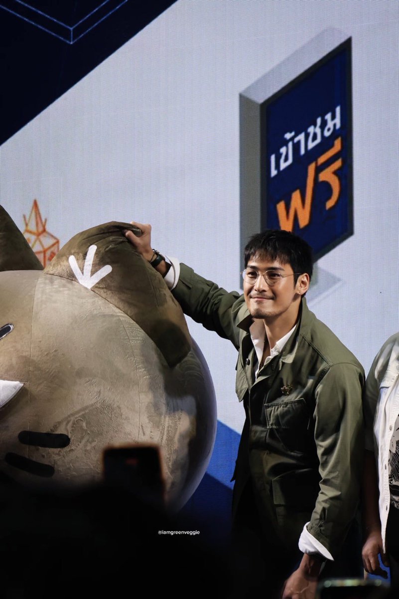 iamveggie tweet media