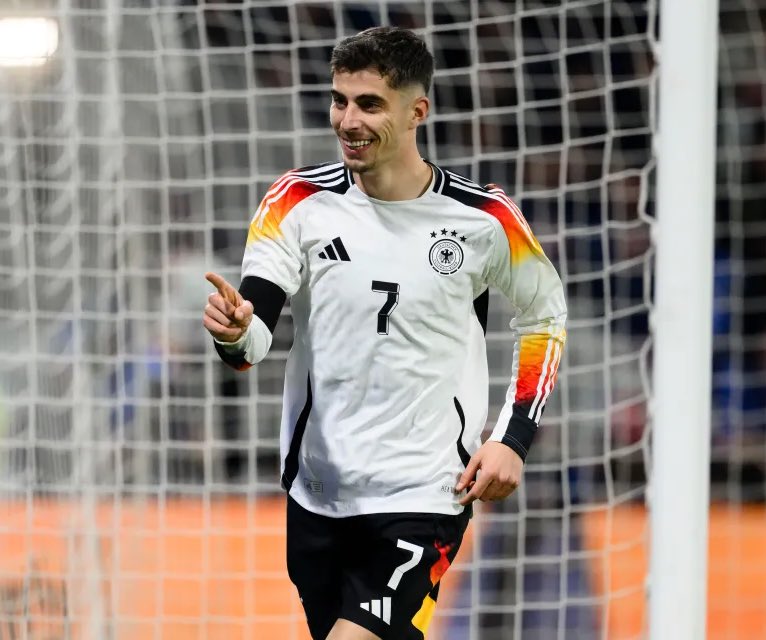 The Red Side of London tweet media