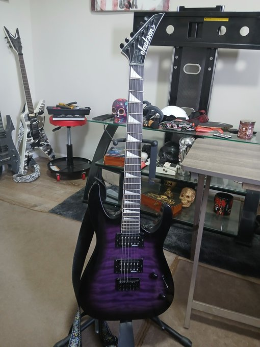 🐍SNAKE🐍🤘🤘🤘 tweet media