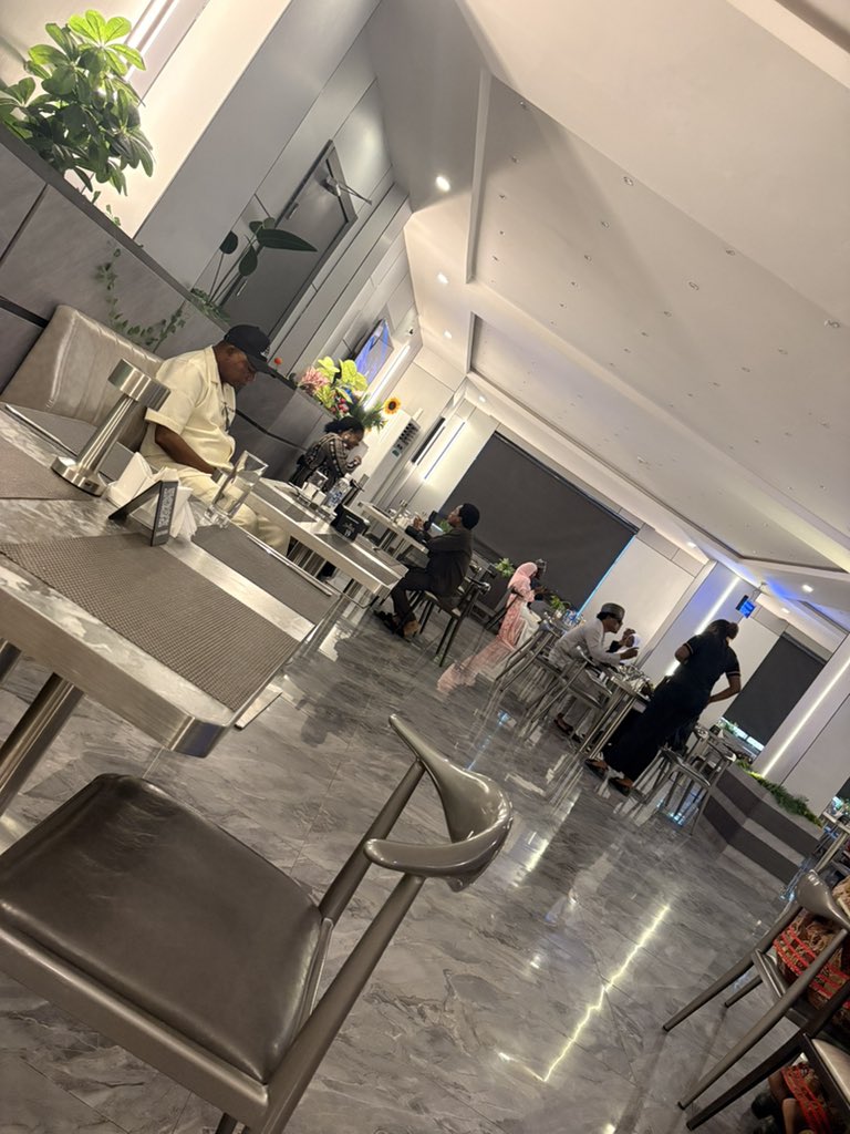 Smart 6ix9ine tweet media