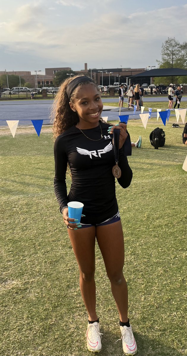 RPHS Girls Track And Field tweet media