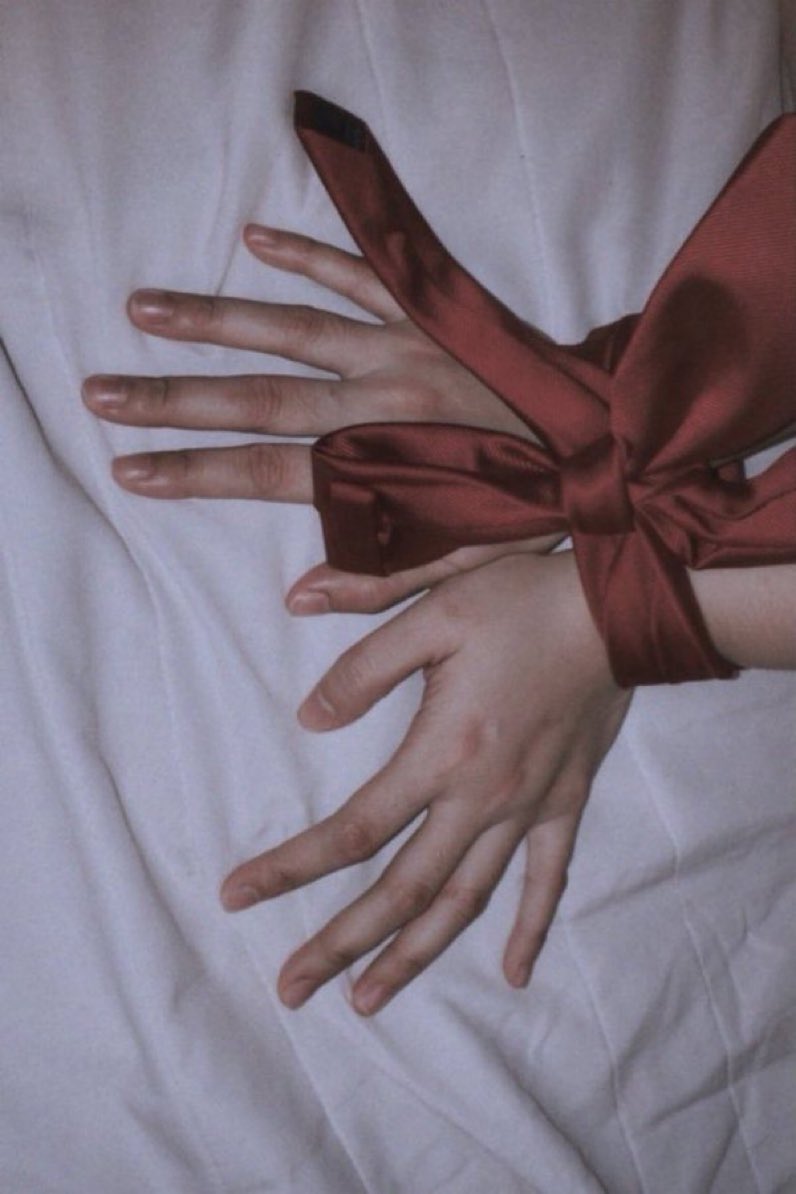 𐕣 (@loverp1c) on Twitter photo 