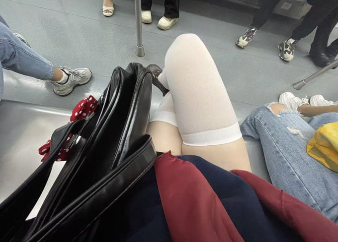 皮卡丘放电 tweet media