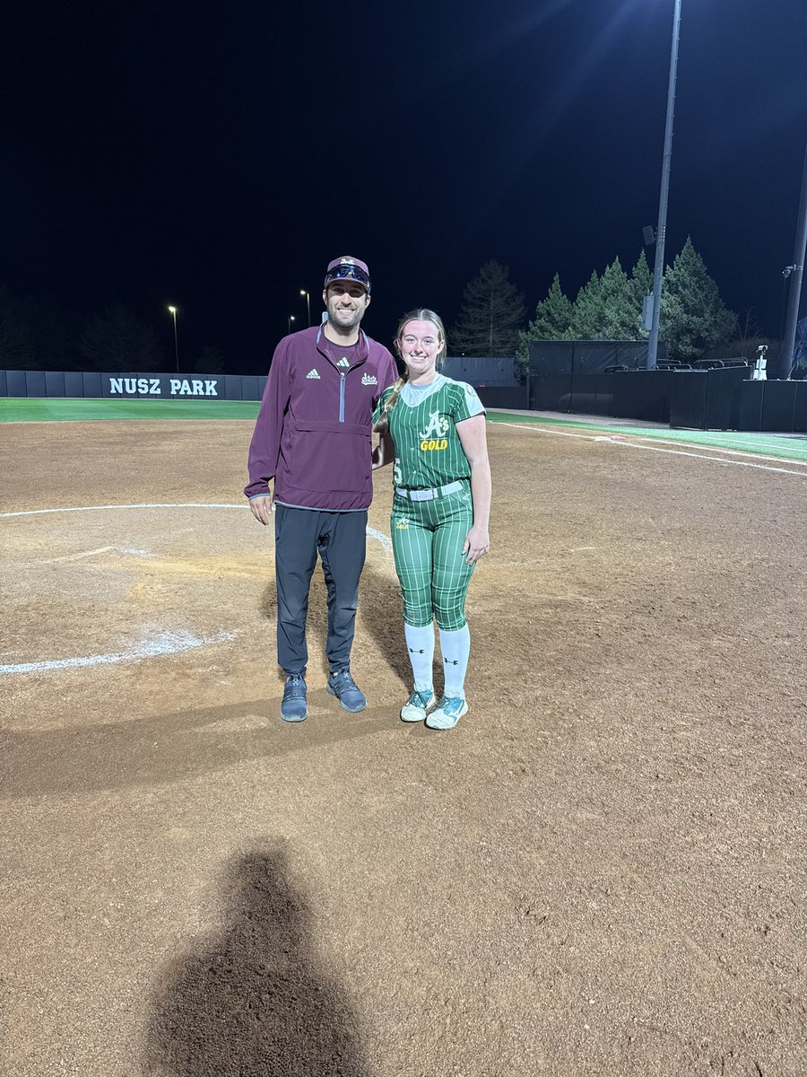 SophiaBlane's tweet photo. I had a great time at the @HailStateSB Sec Elite Camp! Thank you for taking the time between your games to work with us. I really enjoyed watching you play and getting to experience Hail State! Looking forward to coming back. @Coach_Ricketts @MrCoachTbratt @CoachZacShaw @tarynemckinney @AGTOlson14u